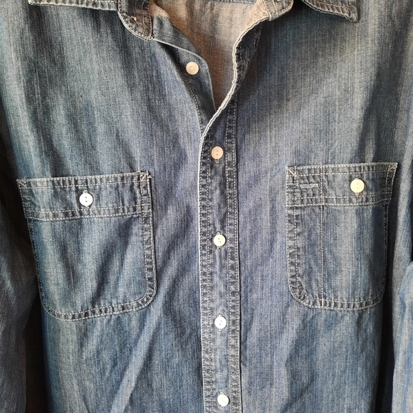 Merona 100% Cotton Blue Medium Wash Denim Chambray Button Up Shirt Size XL - Picture 5 of 11